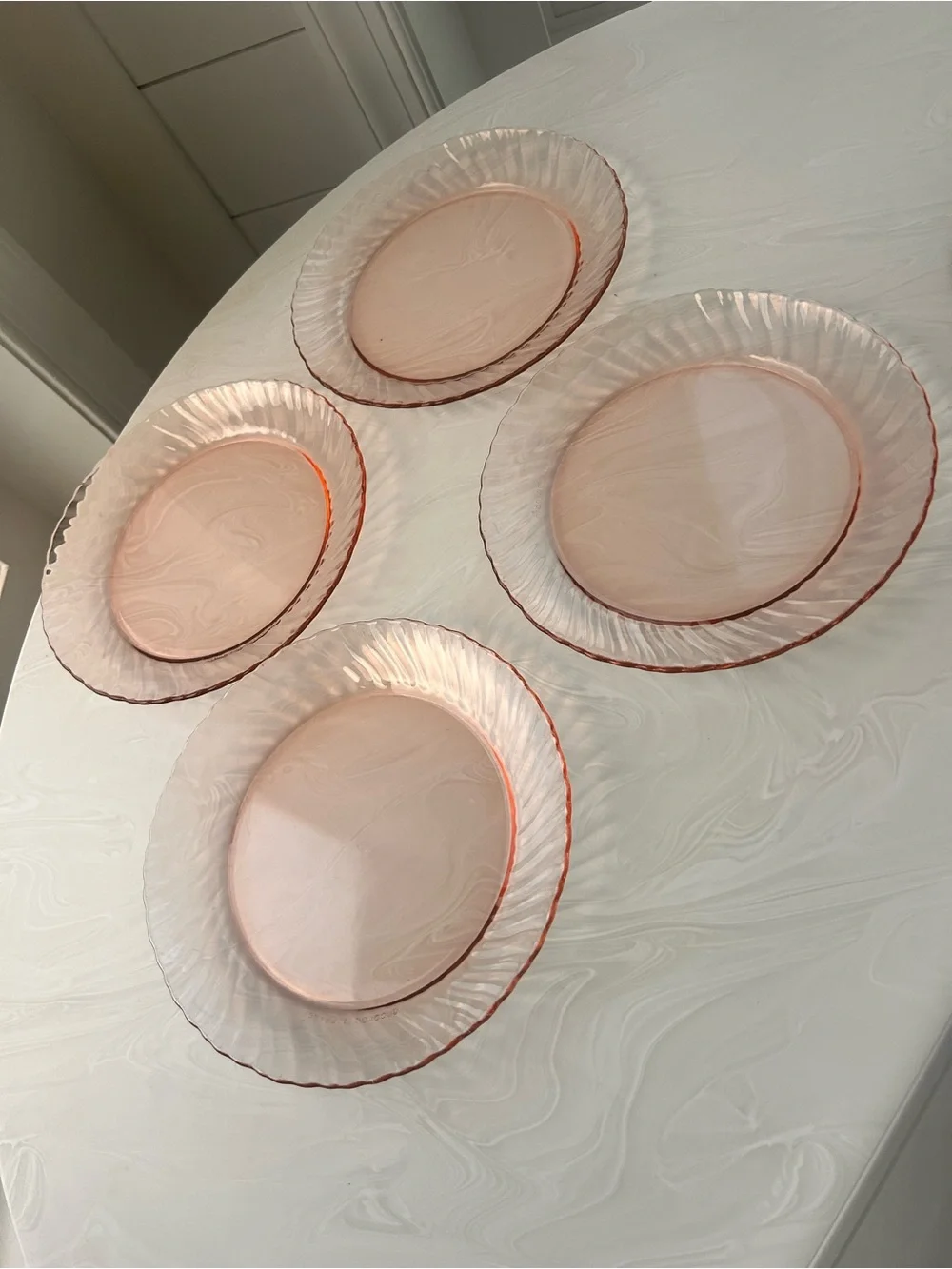 Vintage France Arcoroc Rosaline pink swirl Luncheon Plates  Set Of 4 8in. Round